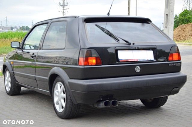 Volkswagen Golf 1.6 GTD TD - 6