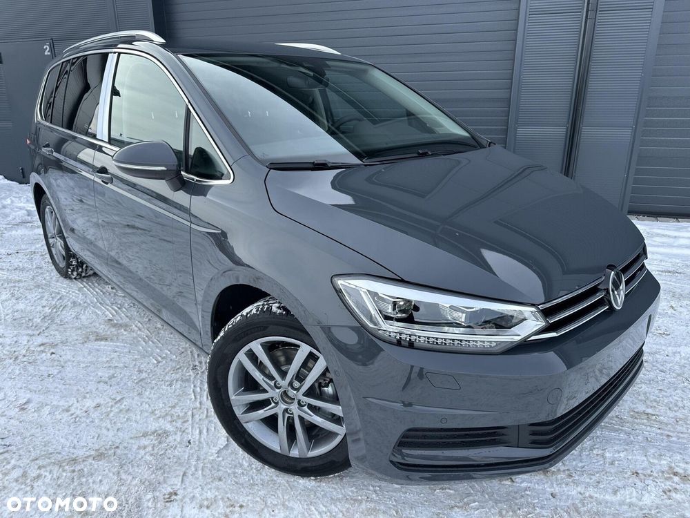 Volkswagen Touran - 21