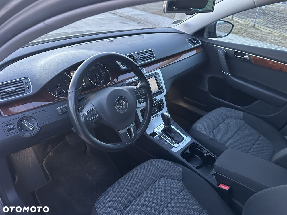 Volkswagen Passat 1.4 TSI Sportline DSG - 17