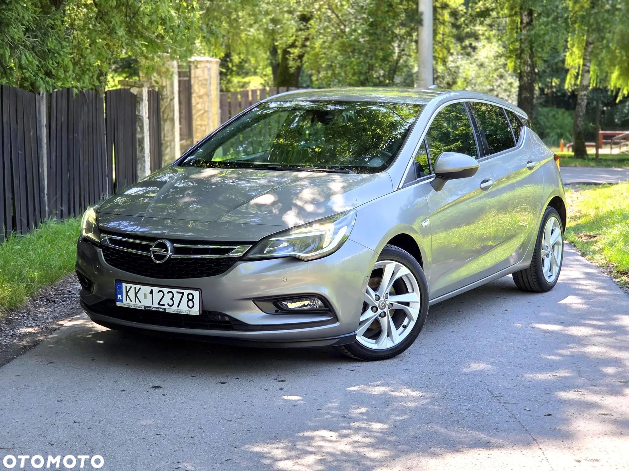 Opel Astra V 1.4 T Elite - 1