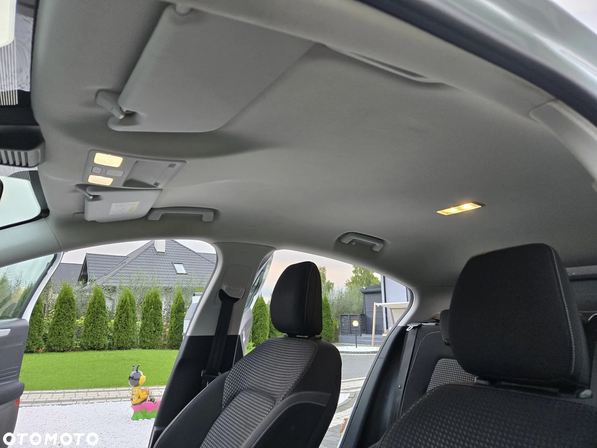 Ford Focus 1.0 EcoBoost Hybrid ACTIVE X - 16