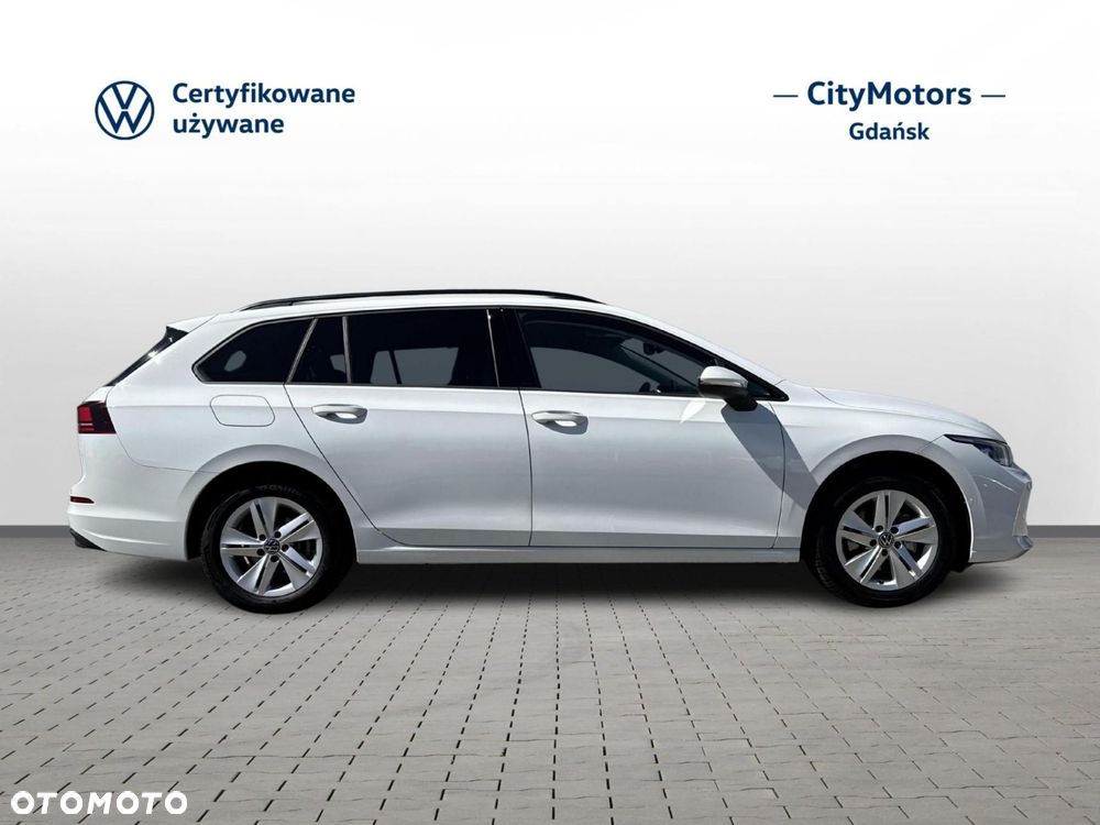 Volkswagen Golf VIII 1.5 TSI Life - 6