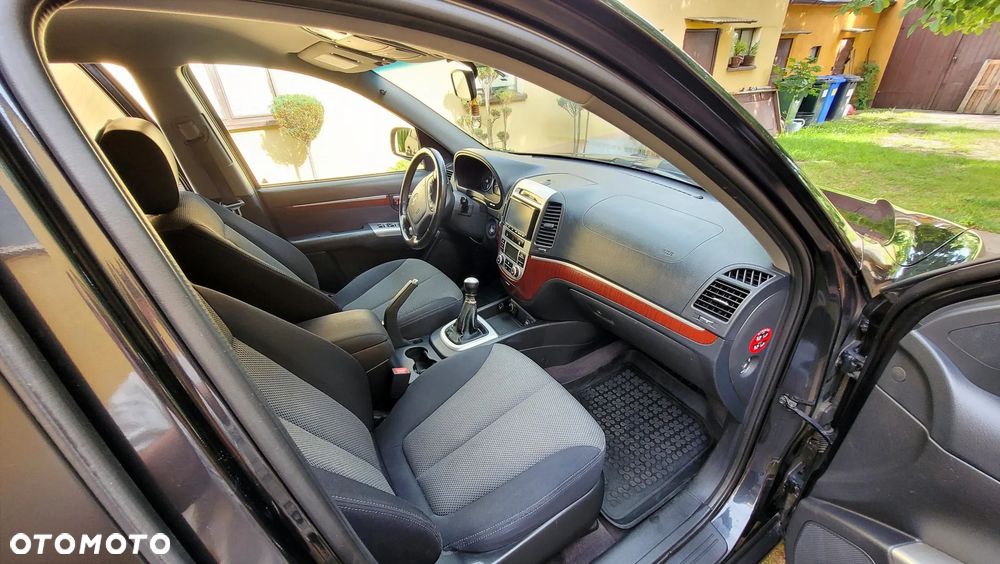 Hyundai Santa Fe 2.7 V6 2WD GLS - 21