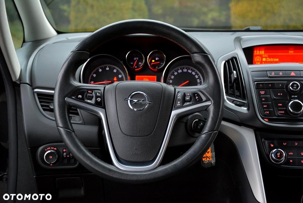 Opel Zafira 1.4 Turbo Business Innovation - 31