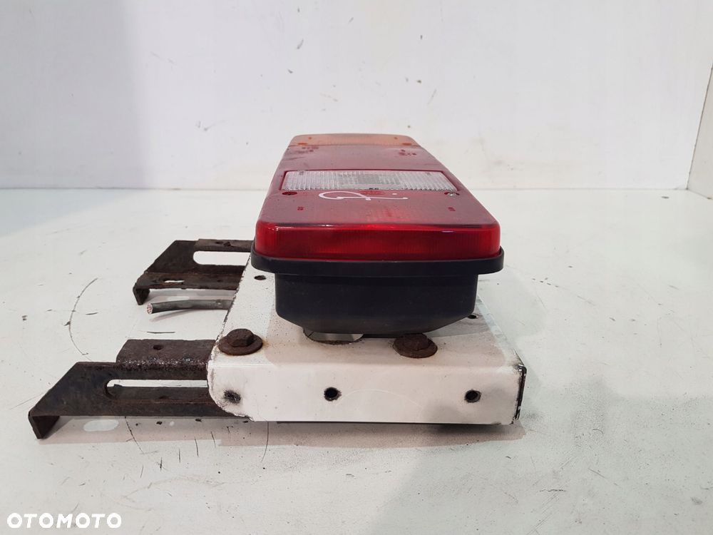 lampa prawy tył tylna scania r380 euro 4 2008 - 2