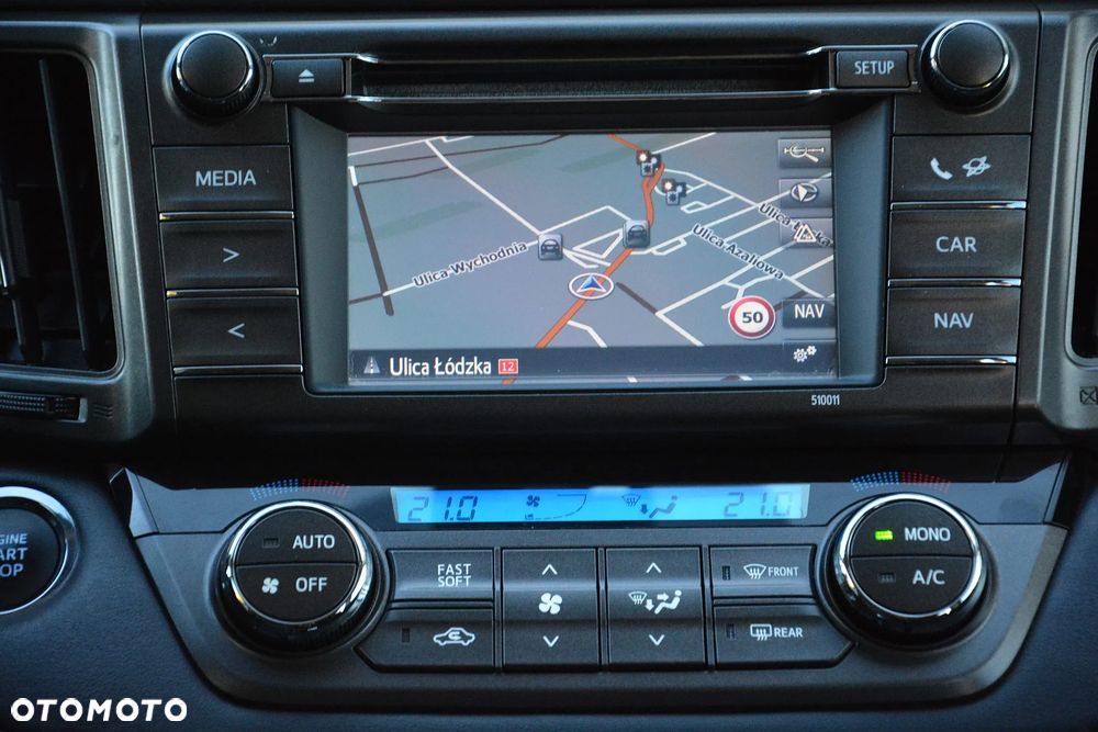 Toyota RAV4 - 18
