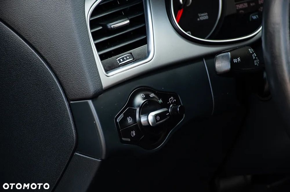 Audi A4 ver-2-0-tdi-dpf-attraction - 38