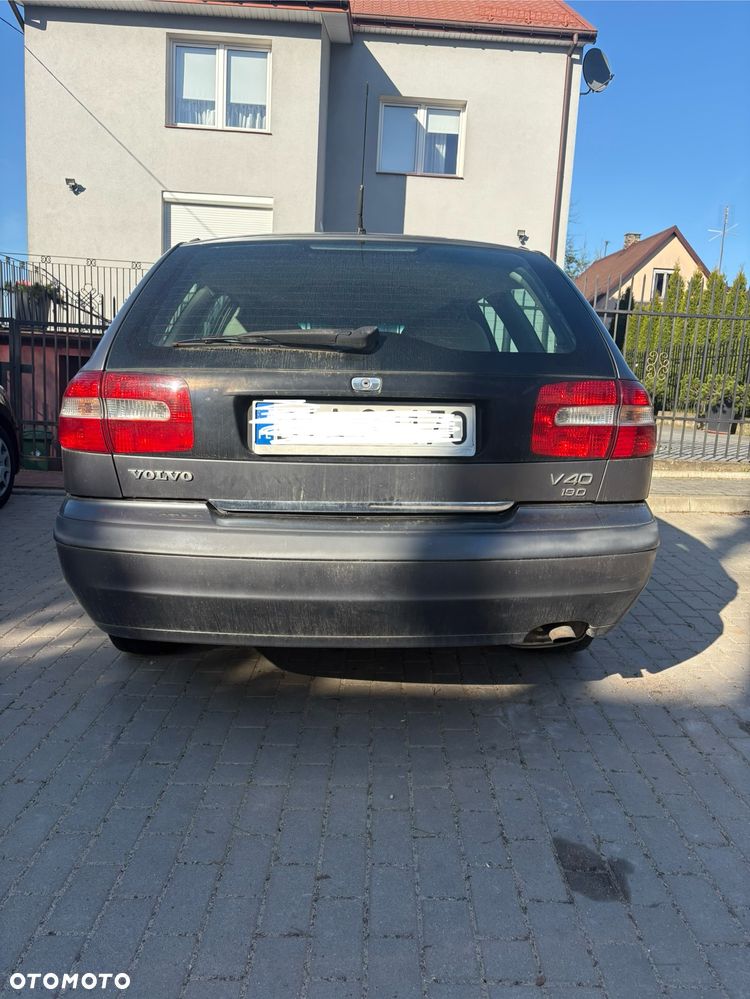 Volvo V40 1.9 D Classic Limited Edition - 2