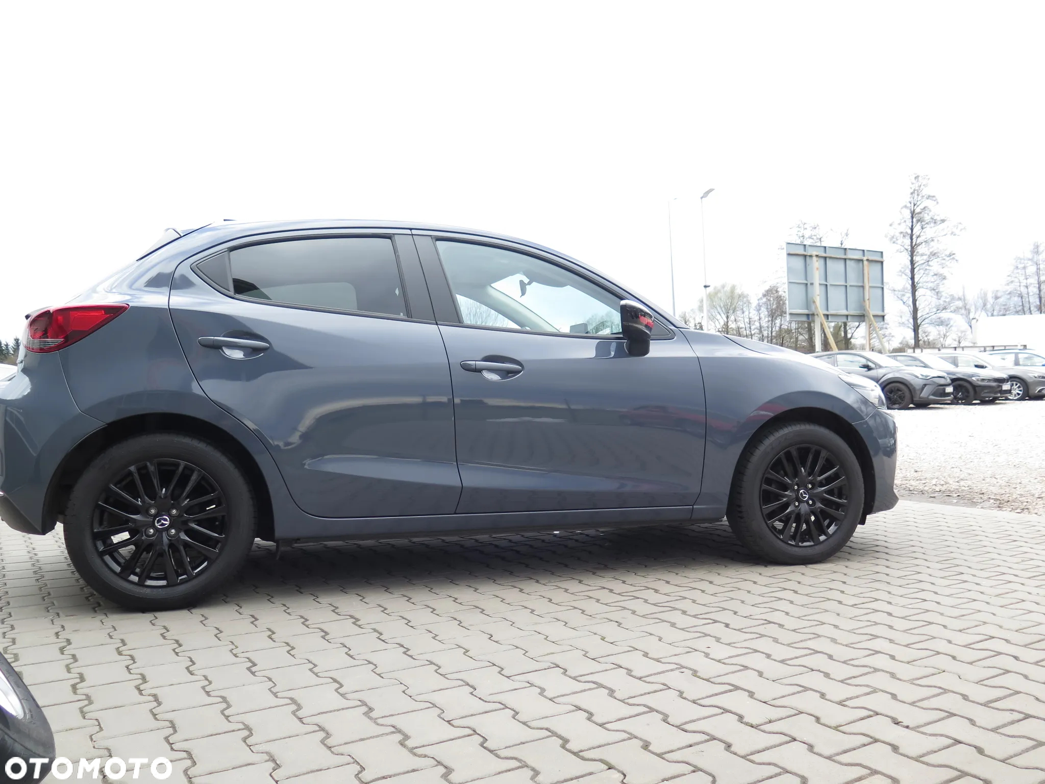Mazda 2 SKYACTIV-G 90 Homura - 8