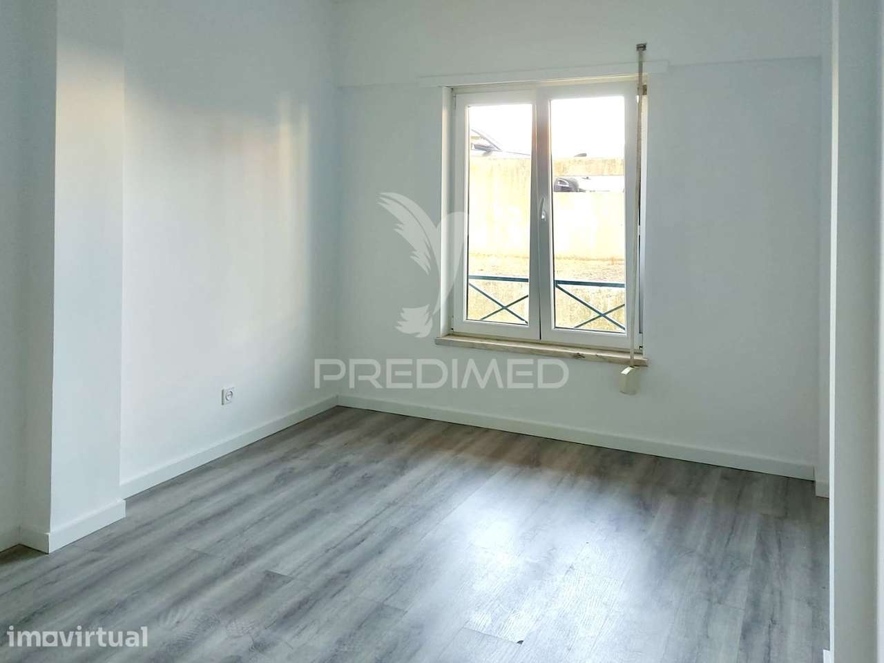 Apartamento T3 no Rés do Chão - Quinta do Conde - Grande imagem: 2/17