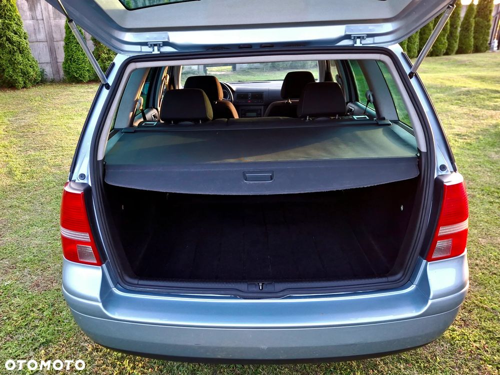 Volkswagen Golf - 10