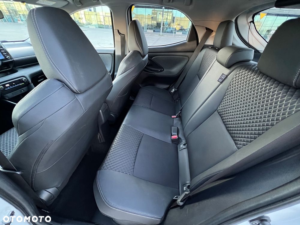 Toyota Yaris - 19