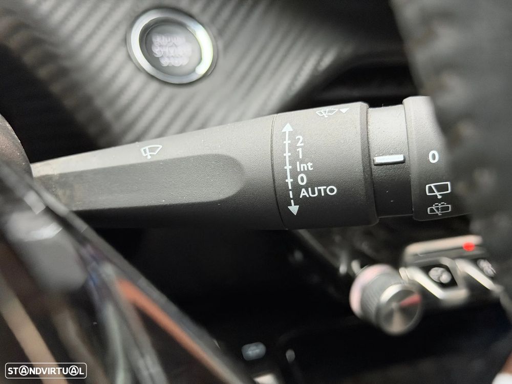 Peugeot 2008 1.2 PureTech Allure Pack - 9