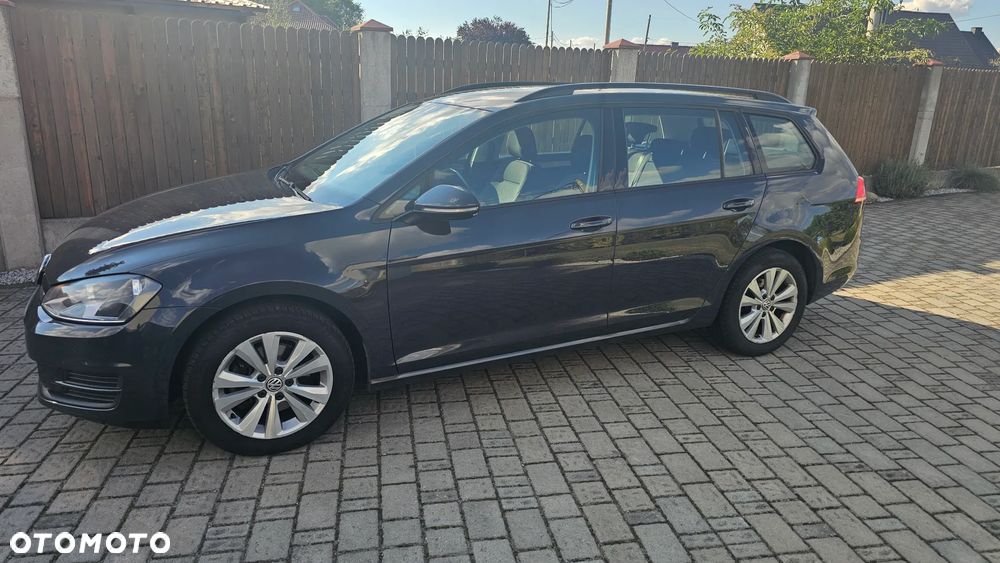 Volkswagen Golf - 11