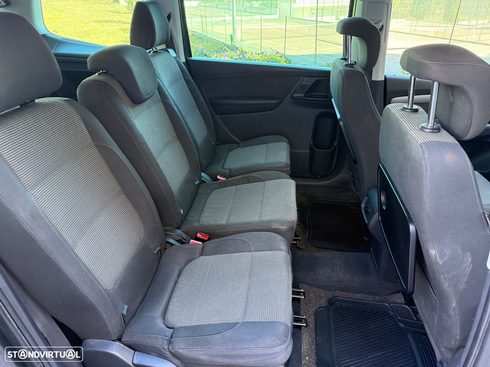VW Sharan - 8