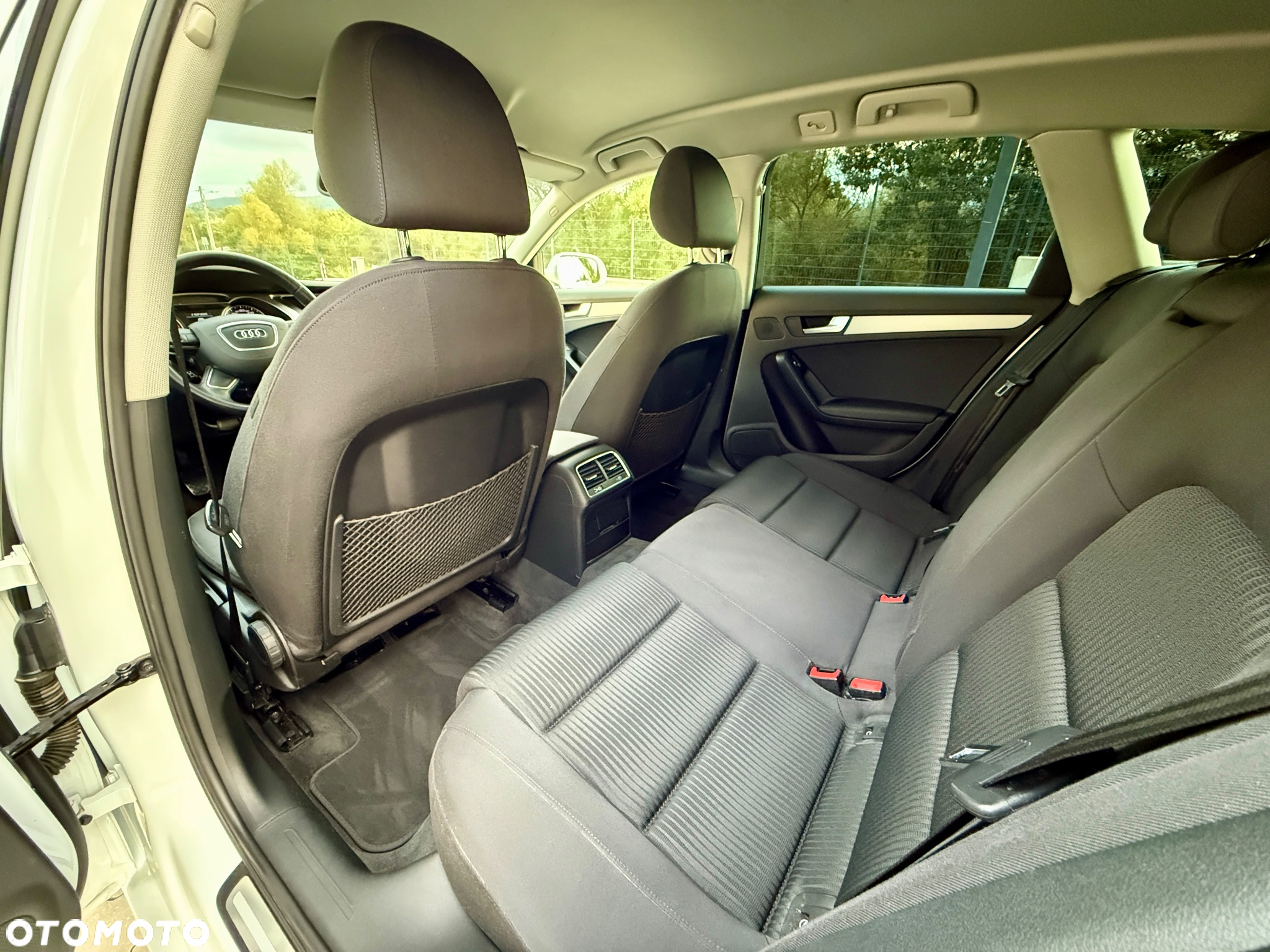 Audi A4 Avant 2.0 TDI - 21