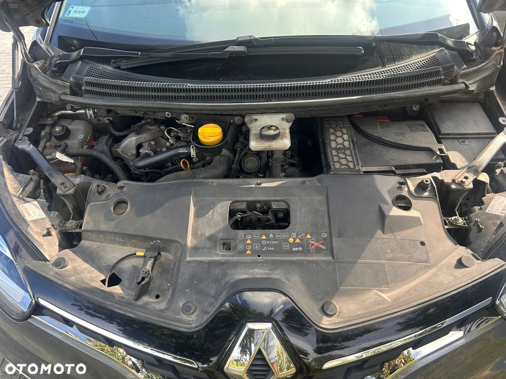 Renault Grand Scenic - 10