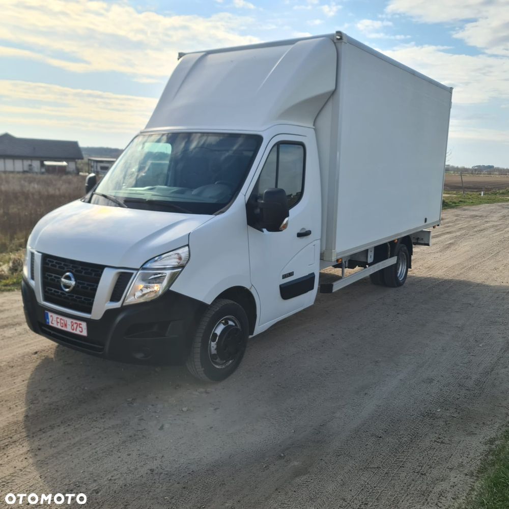 Nissan NV400 - 2
