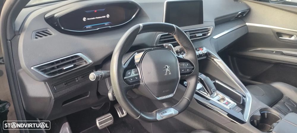 Peugeot 5008 PureTech 130 EAT8 Stop & Start GT - 18