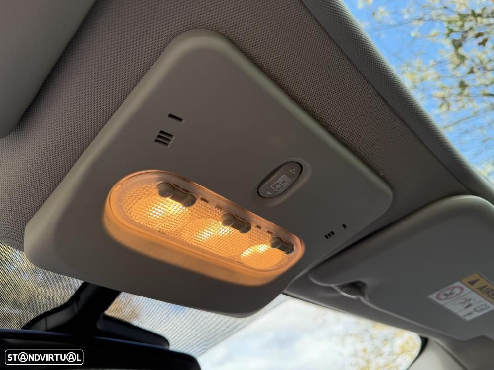 Nissan Qashqai 1.5 dCi N-Connecta Led - 22
