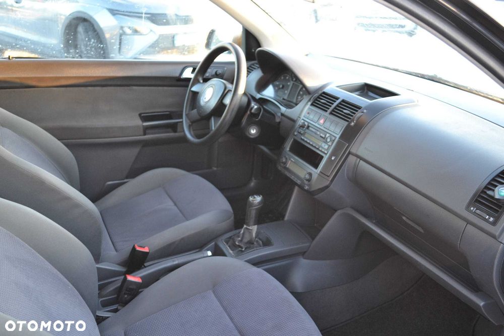 Volkswagen Polo - 6