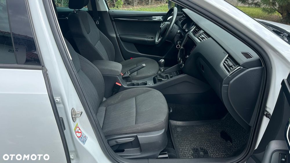 Skoda Octavia 1.5 TSI ACT Ambition - 9