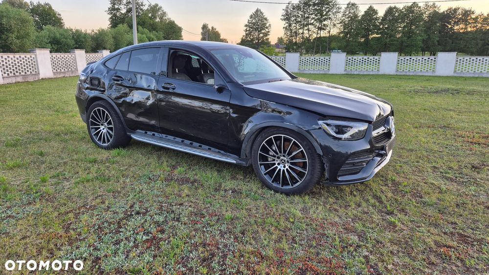 Mercedes-Benz GLC 300 d 4Matic 9G-TRONIC AMG Line - 6
