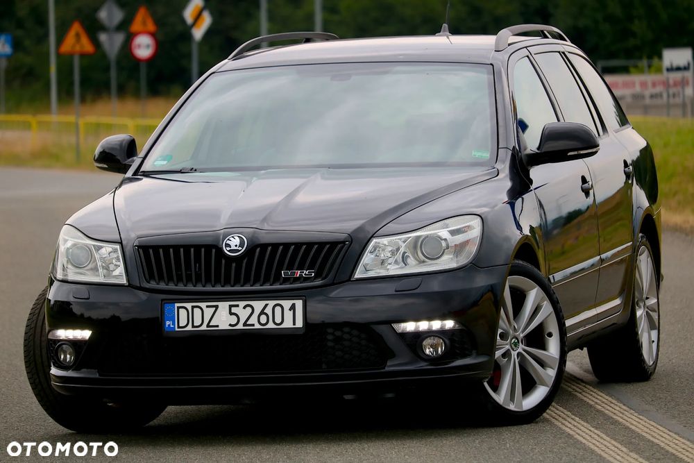 Skoda Octavia 2.0 TDI DPF RS DSG - 2