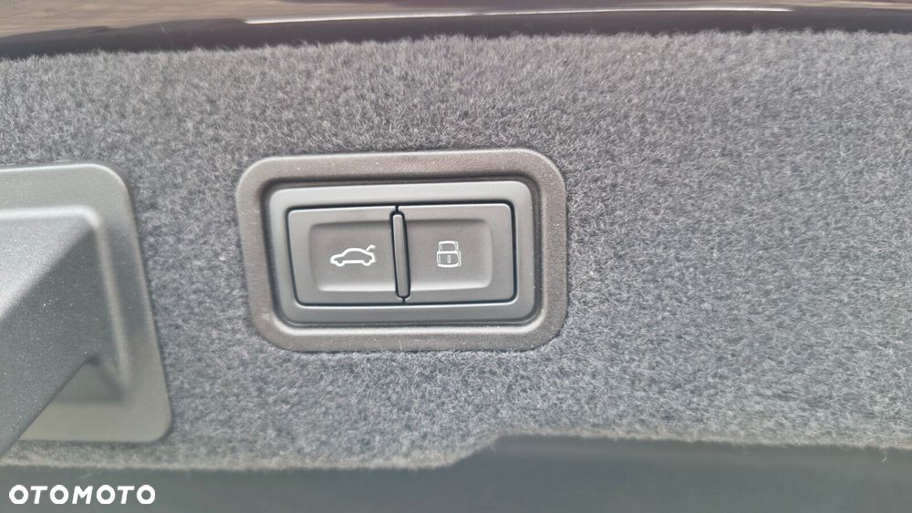 Audi A8 - 16