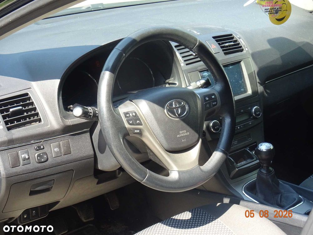 Toyota Avensis - 5