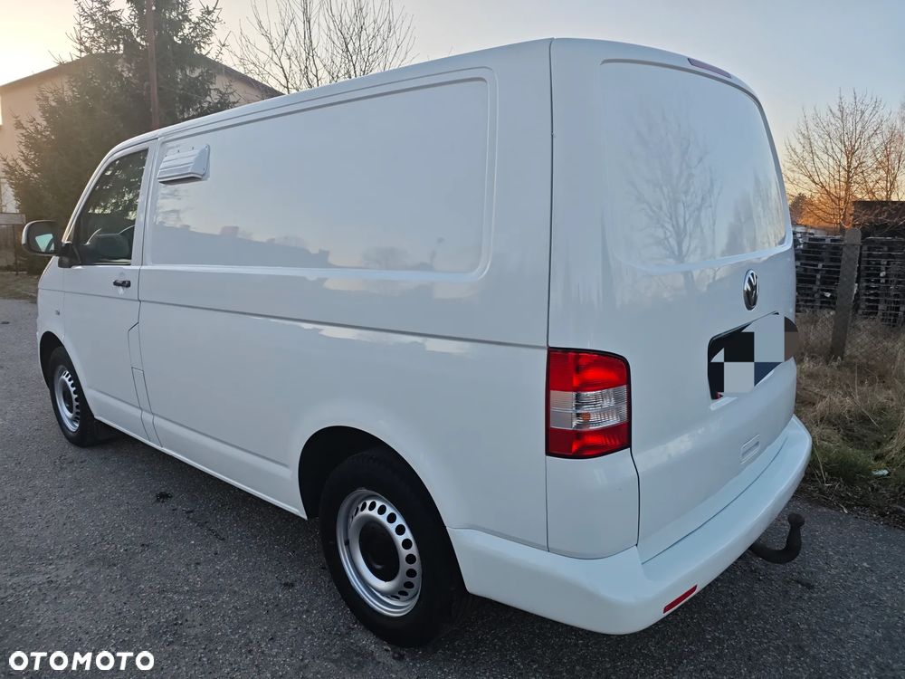Volkswagen TRANSPORTER T5 - 2