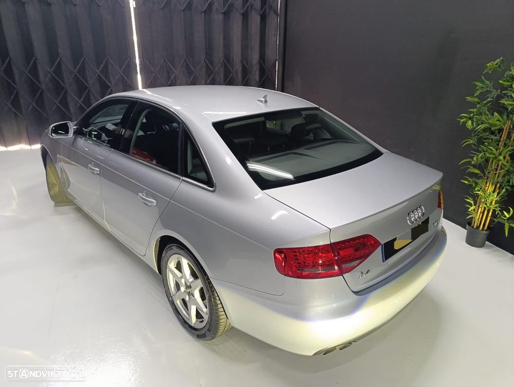 Audi A4 2.0 TDI Business Line Plus - 7