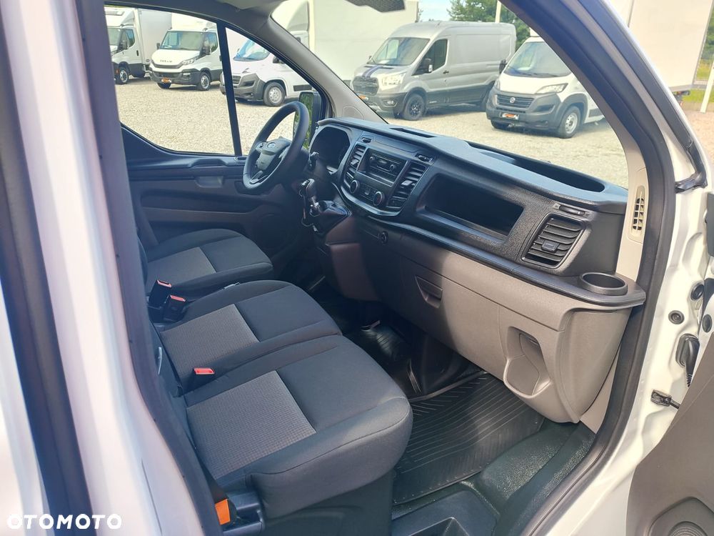 Ford Transit - 12