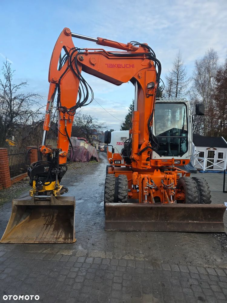 Takeuchi TB 295W Roto Engcon+Szczypce - 17