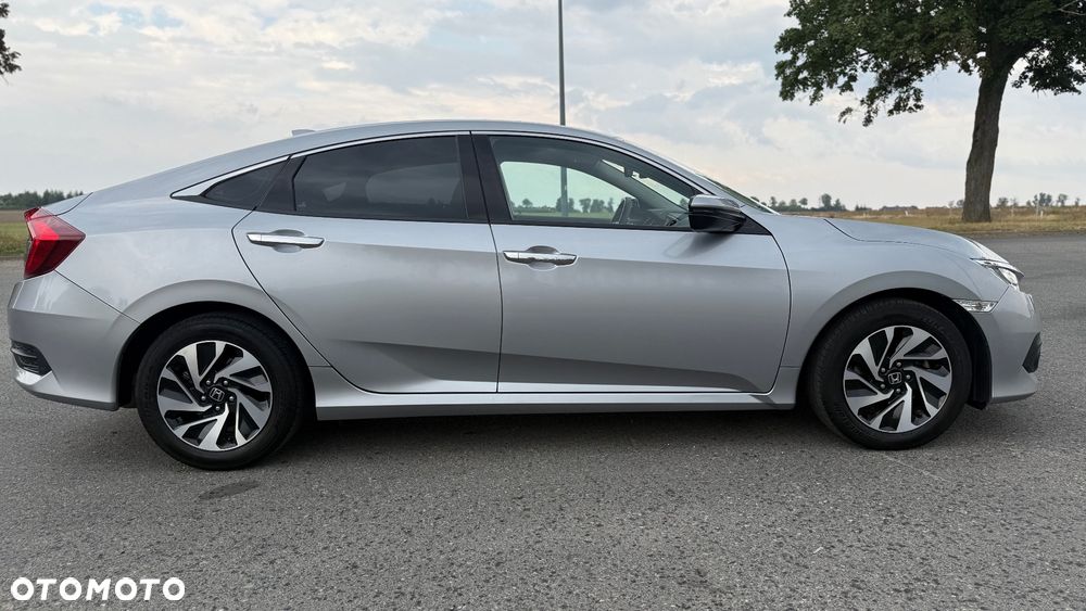 Honda Civic 1.5 T Comfort - 4