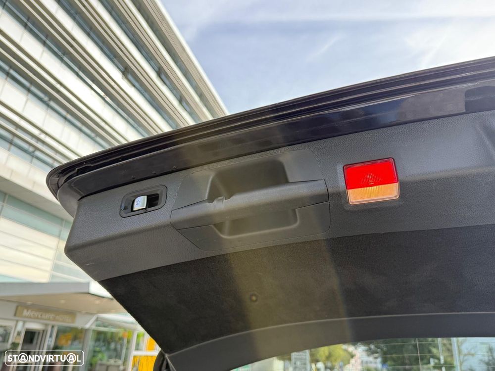 Mercedes-Benz E 220 d AMG Line - 7