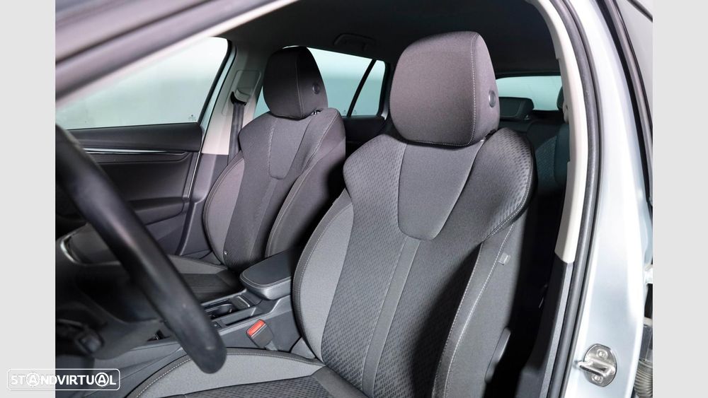 Skoda Octavia 2.0 TDI Style - 15