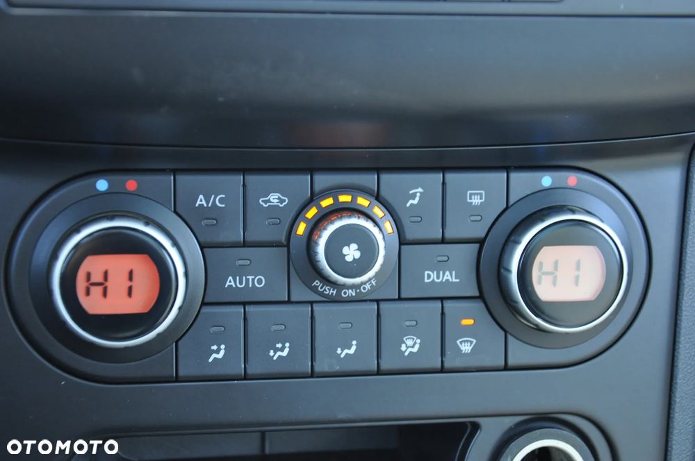 Nissan Qashqai+2 2.0 dCi DPF 4x4 tekna - 19