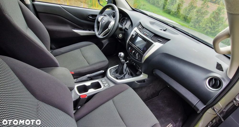 Nissan Navara DC 4x4 S&S Acenta - 7