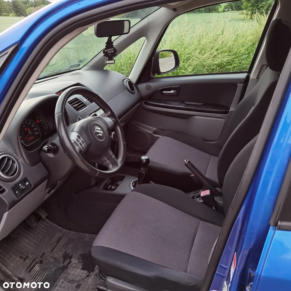 Suzuki SX4 1.6 GLX / Comfort - 10
