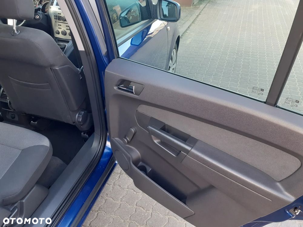 Opel Zafira 1.8 Edition 111 Jahre - 17