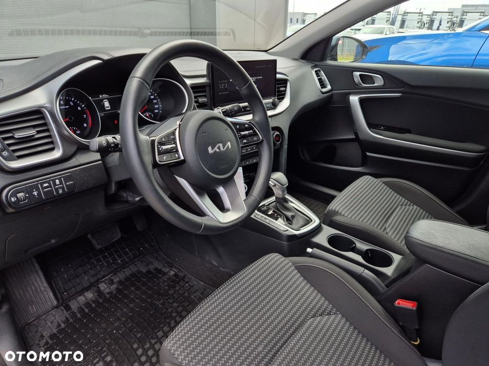 Kia Ceed 1.5 T-GDI M DCT - 10