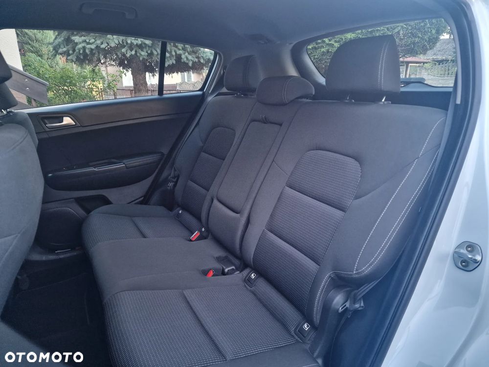 Kia Sportage 1.6 GDI 2WD Vision - 18