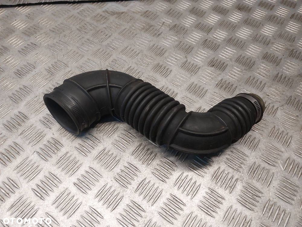 PRZEWÓD POWIETRZA INTERCOOLERA SUZUKI GRAND VITARA I 2.0 D - 1