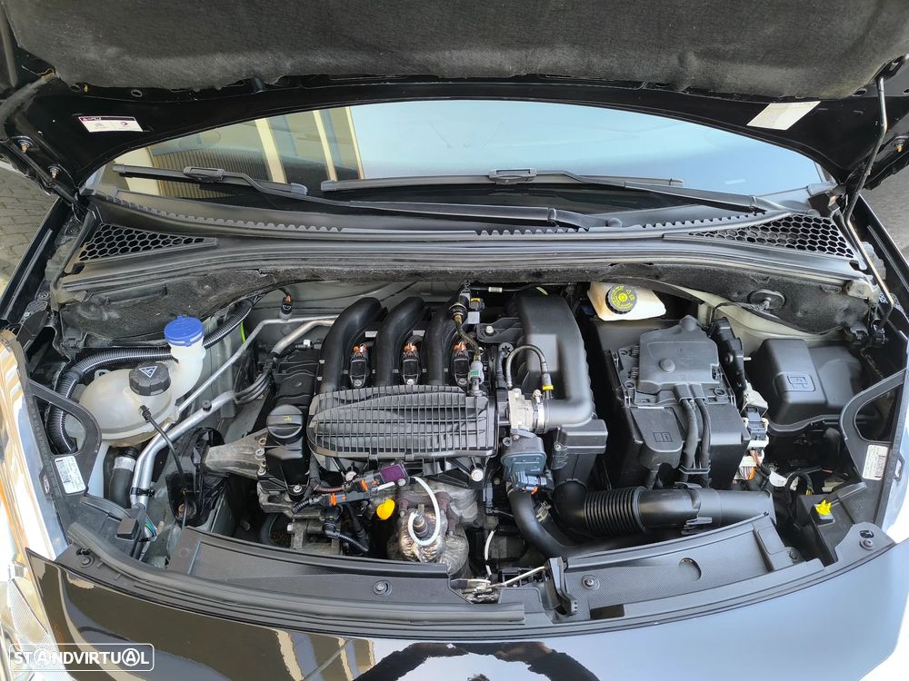 Citroën C3 1.2 PureTech Shine - 22