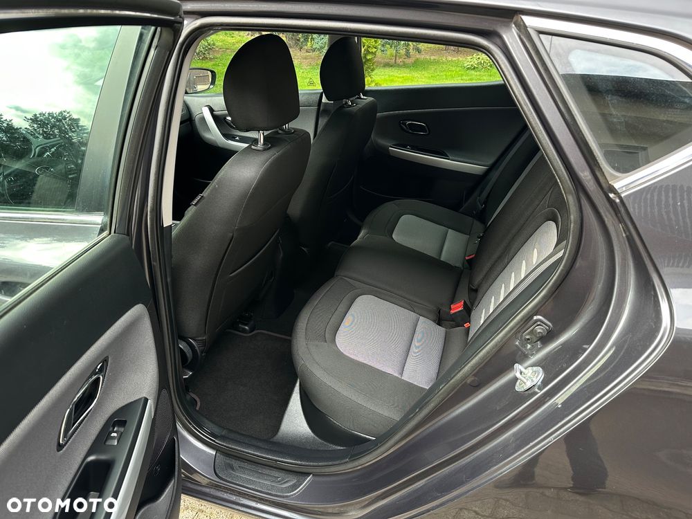 Kia Ceed 1.4 CVVT Vision - 12