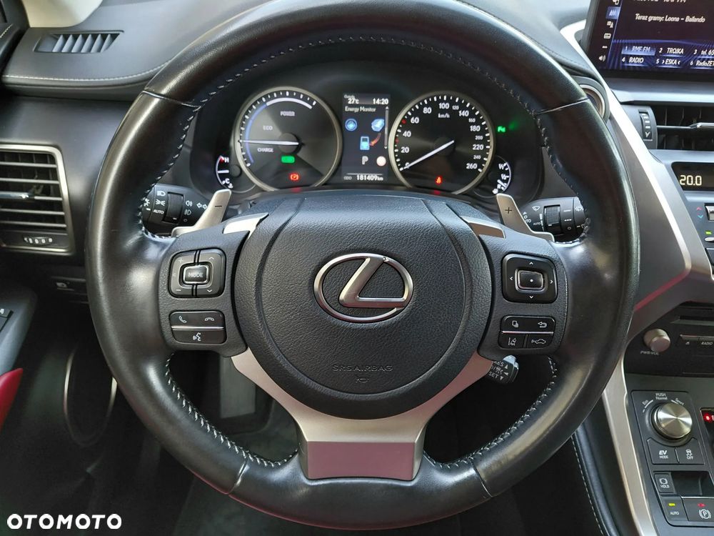 Lexus NX 300h Prestige AWD - 19