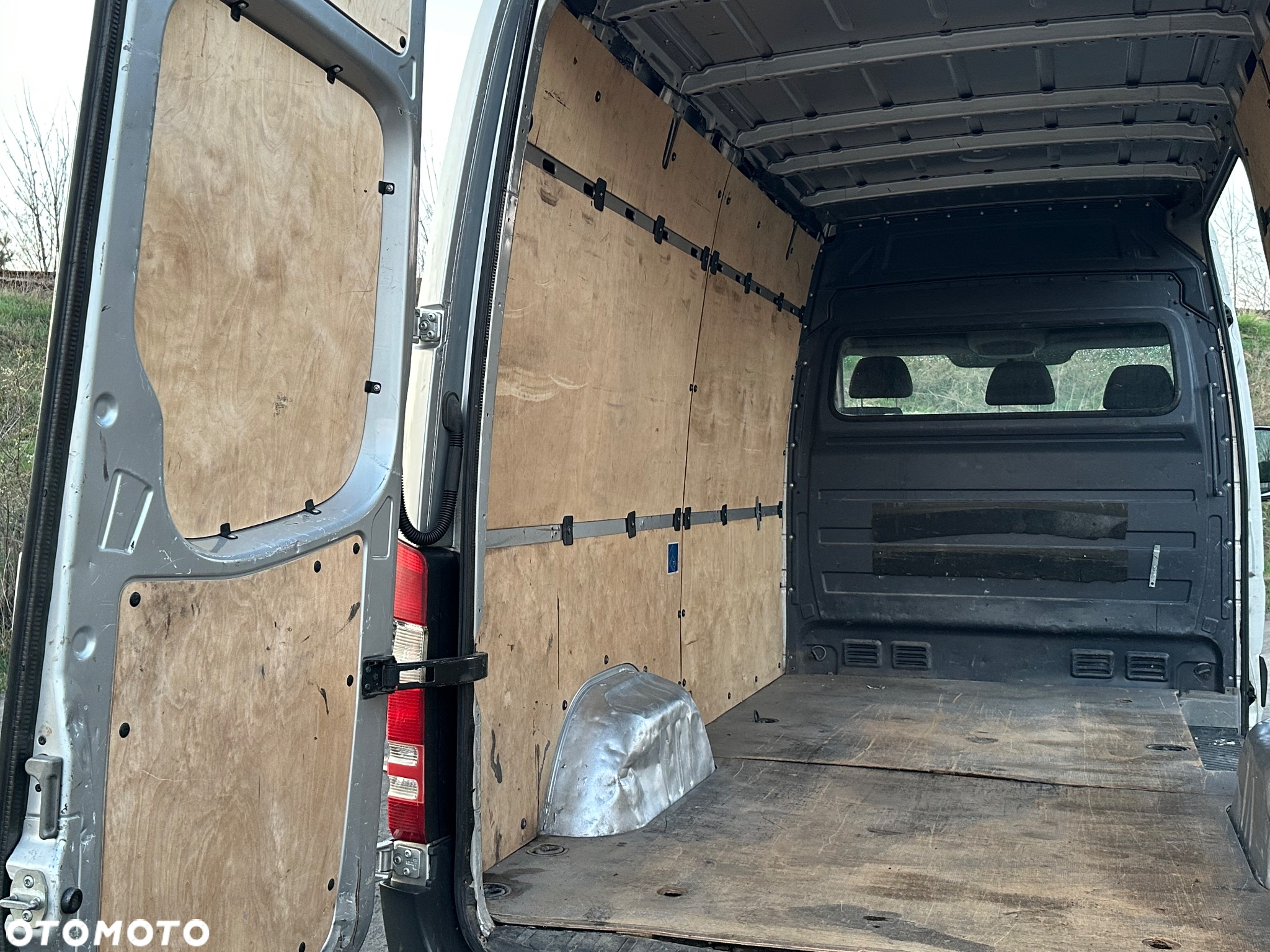 Mercedes-Benz Sprinter - 16