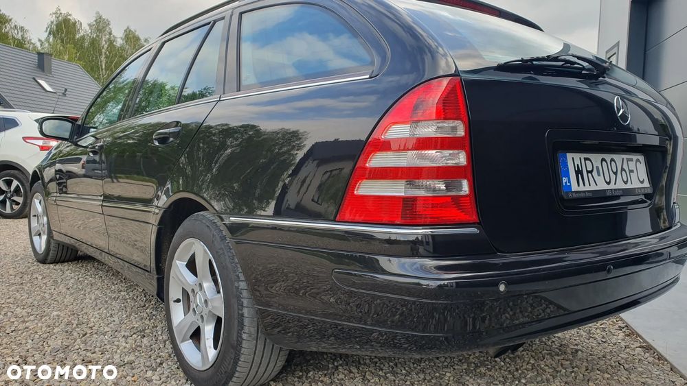 Mercedes-Benz Klasa C 220 CDI Automatik Avantgarde - 8