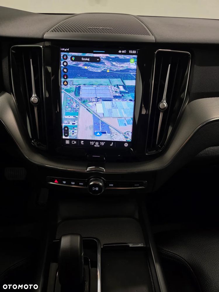 Volvo XC 60 B4 D Geartronic RDesign - 11